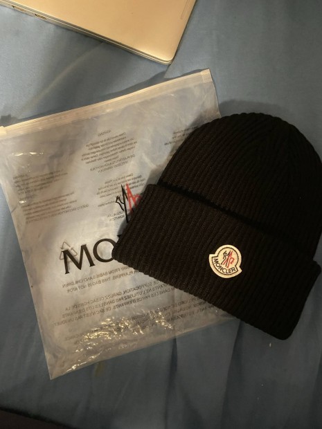 Moncler beanie