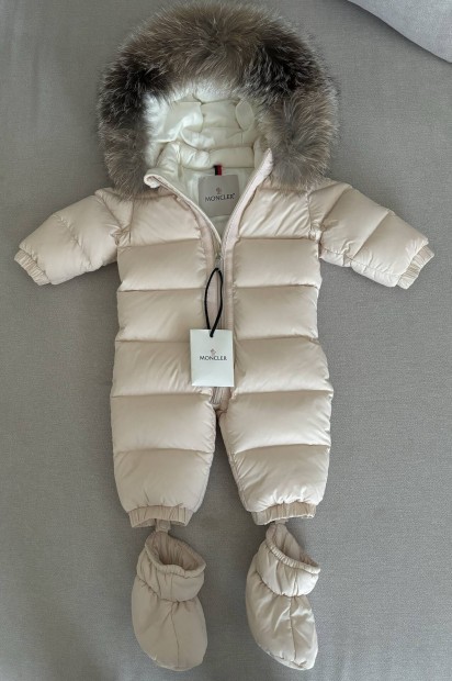 Moncler overl (6-9 h)