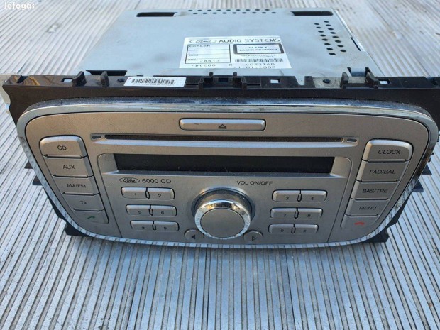 Mondeo MK4 Ford Focus fejegység rádió autóhifi cd6000 gyári