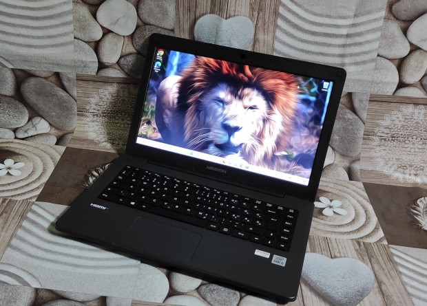 Mondern 10.genercis Laptop j llapot/ Win11-el teleptve!