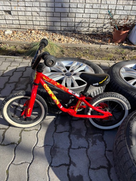 Mongoose gyerek futbicikli, balance bike