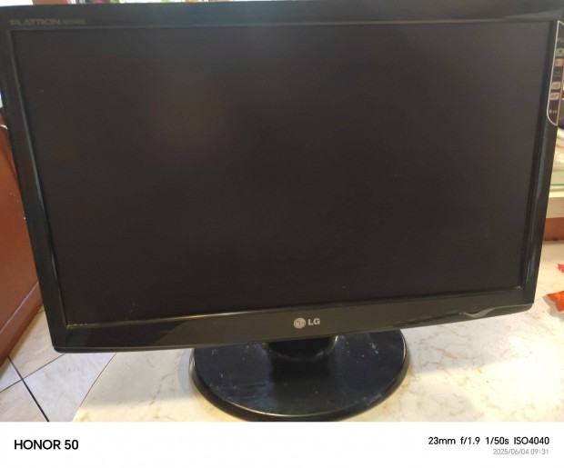 Monitor számítógéphez LG 22coll 49.5 cm Flatron