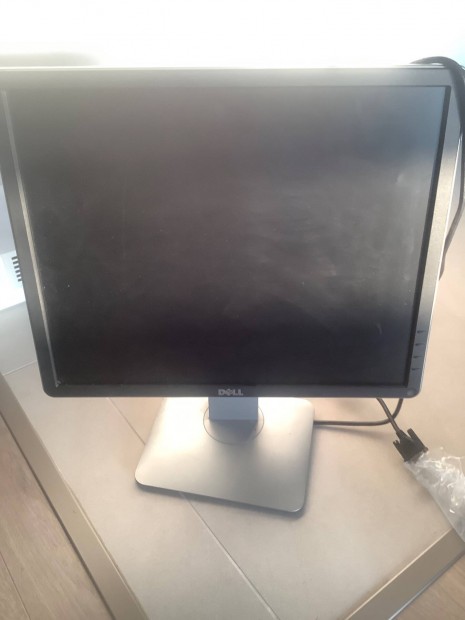 Monitor ujszeru 51 cm