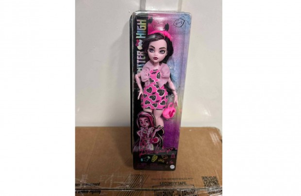 Monster High Budget Draculaura baba