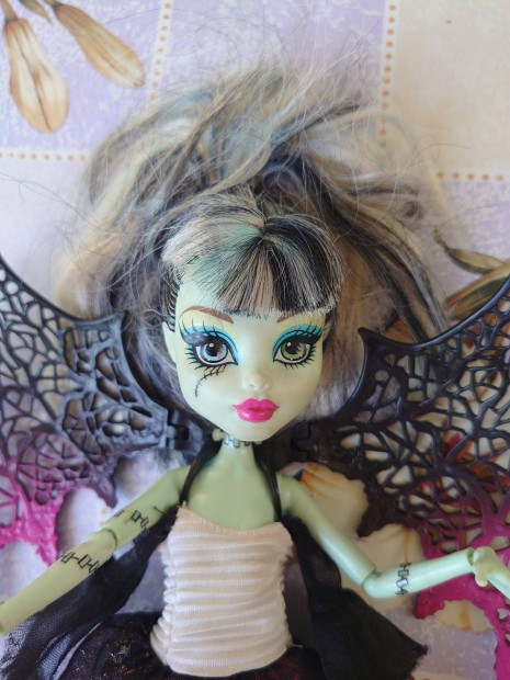 Monster High baba kis hibs+ vmpr szrny kiegsztvel