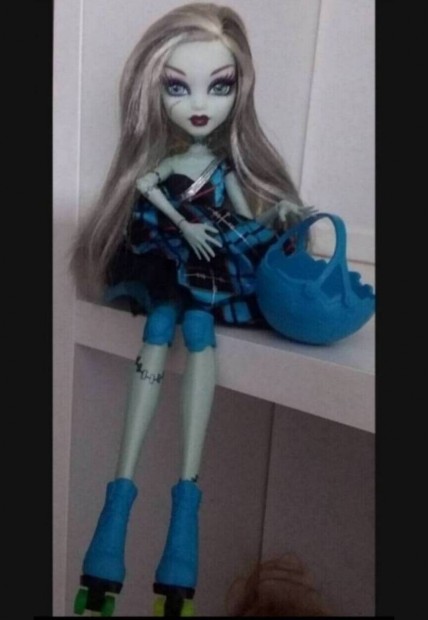 Monster high baba 