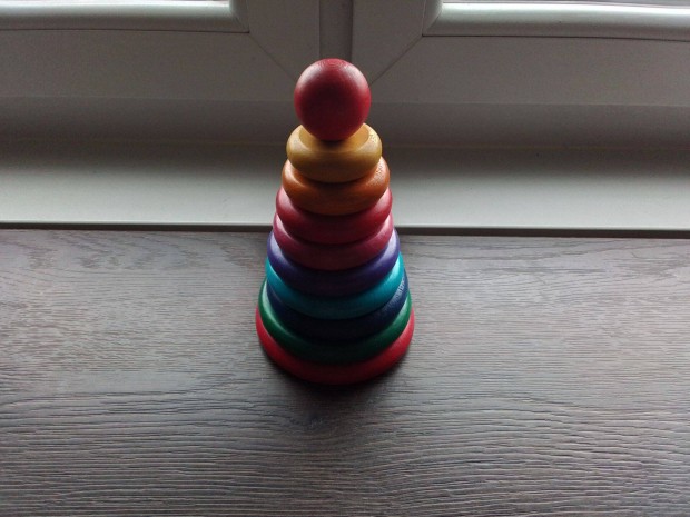 Montessori fa torony 17 cm