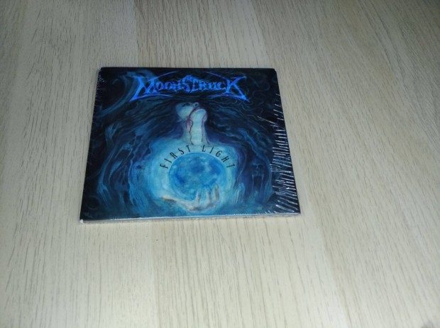 Moonstruck - First Light / CD ( Bontatlan)