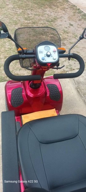 Moped, rokkantkocsi,elektromos moped. 