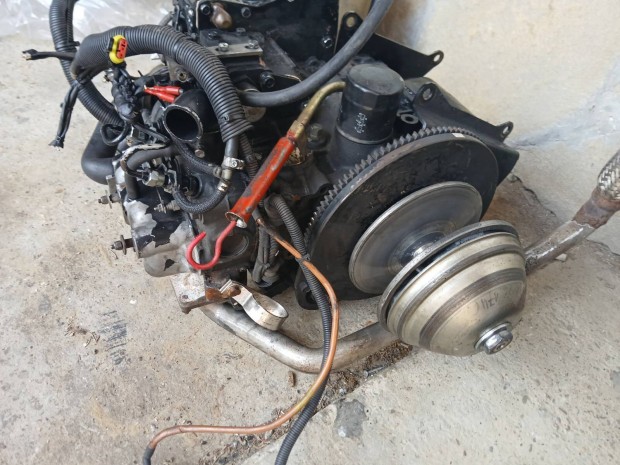 Mopedaut Mitsubishi motor elad