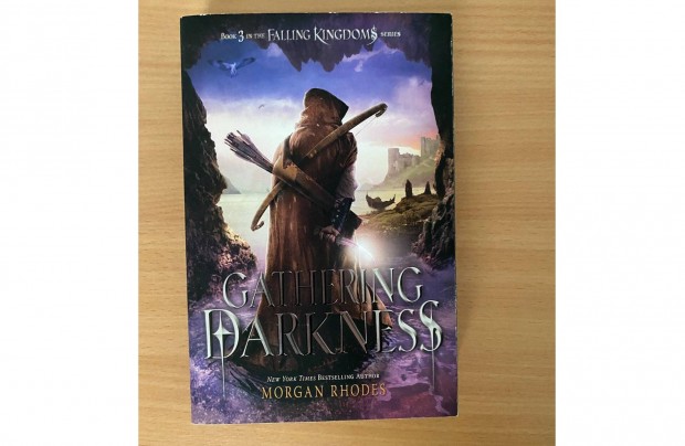 Morgan Rhodes: Gathering Darkness cm, angol nyelv knyv