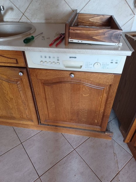 Mosogatgp beptett Gorenje 12 tertkes