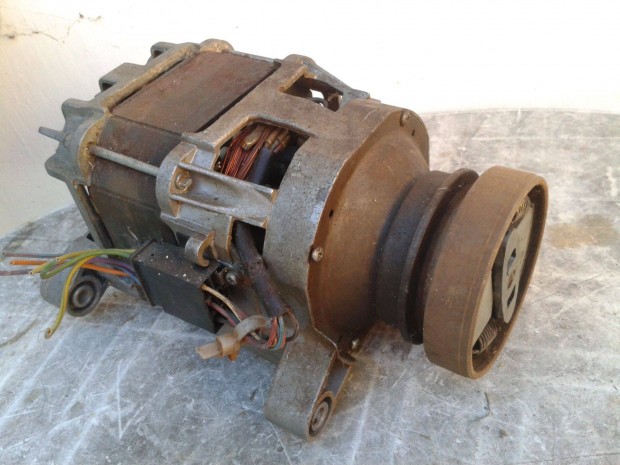 Mosógép motor 2000HUF