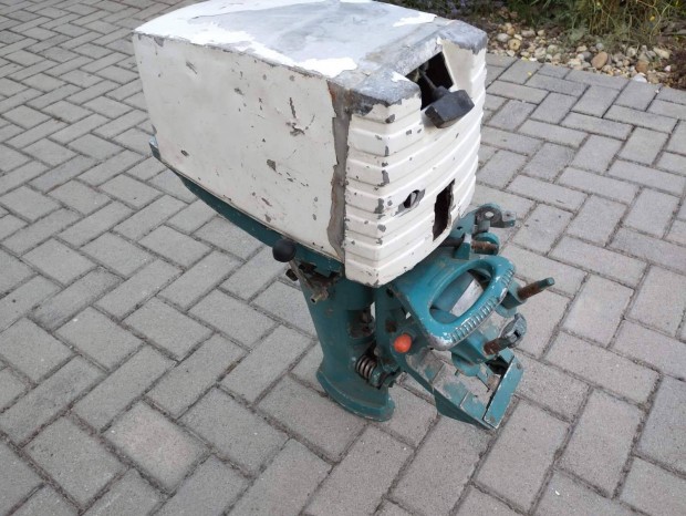 Moszkva, orosz veterán csónakmotor alkatrész