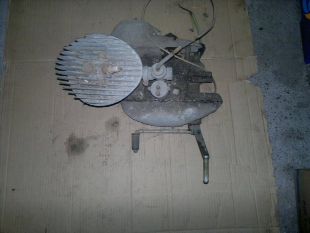 Moszkva k 55 motorblokk �zemk�pesen