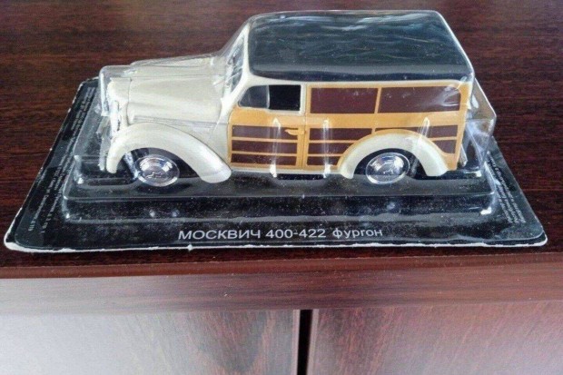 Moszkvics 400-422 kisauto modell 1/43 Elad