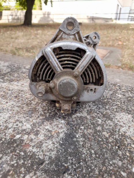 Moszkvics 412 genertor