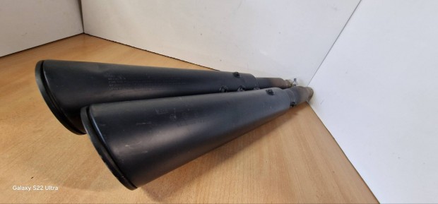 Moto Guzzi V9 gyári kipufogó dobok