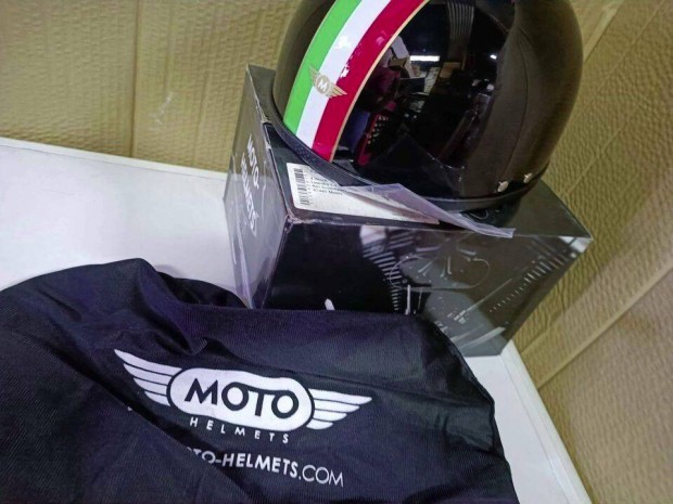 Moto Helmets D22 Italy sisak, buksisak 2 szn