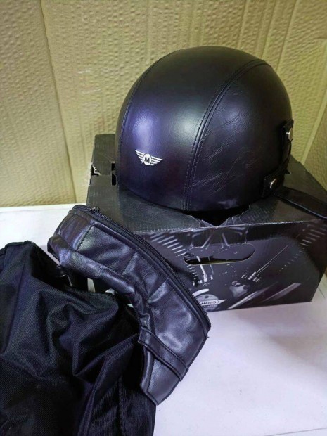 Moto Helmets D22 Leather Black sisak, buksisak