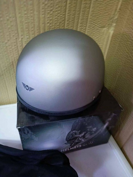 Moto Helmets D22 Titan Grey sisak, buksisak