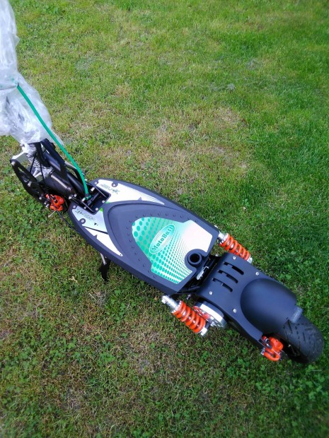 Motobatt elektromos roller scooter békebeli új