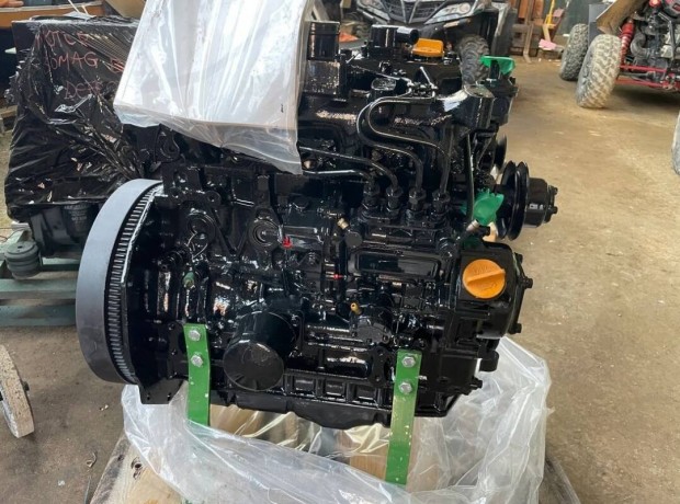 Motor Yanmar 4TN82