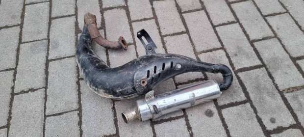 Motor, robog, pitbike kipufog