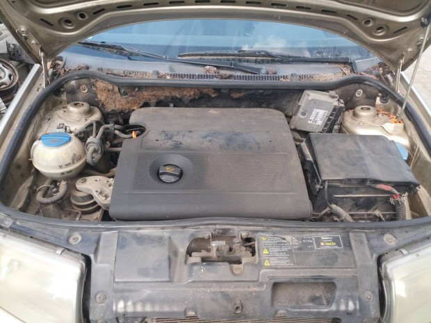 Motor és alkatrészei, fűzött blokk, hengerfej