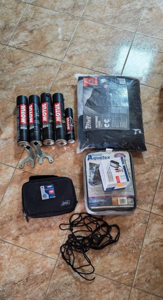 Motor felszerel�s, ponyva, abus l�nc, emel�. 