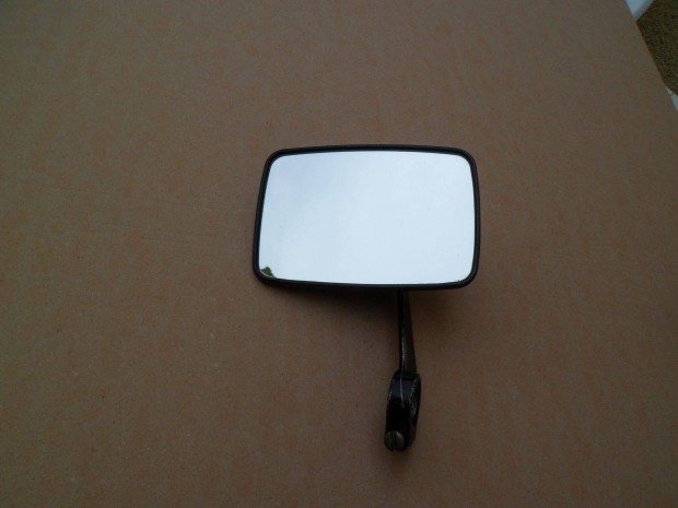 Motor visszapillant� t�k�r