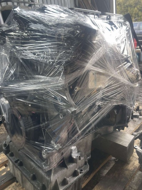 Motorblokk sprinter om651.955 OM651 elad�