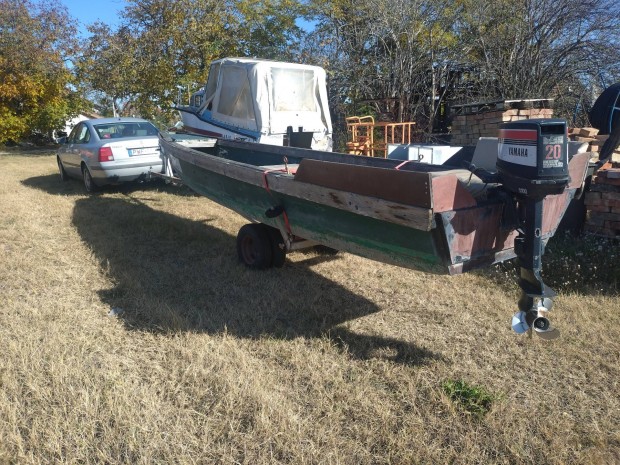 Motorcsónak, Horgászcsónak 20LE