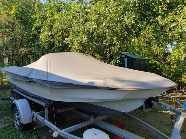 Motorcs�nak test, ut�nfut�val