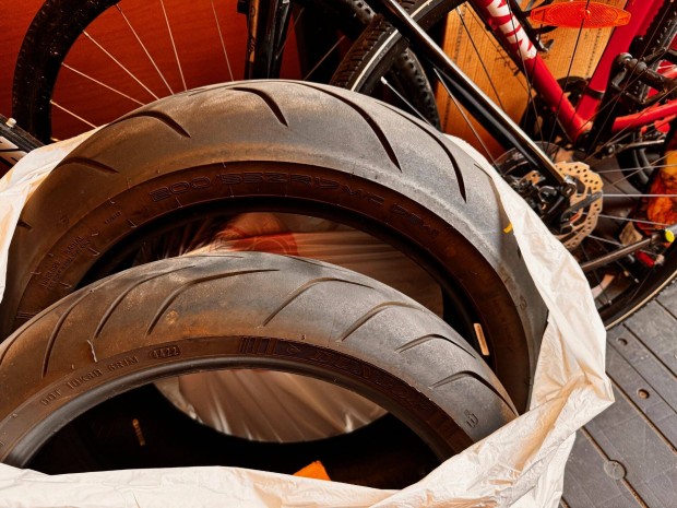Motorgumi Dunlop Sportsmart 200/55 és 120/70