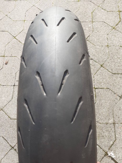 Motorgumi Michelin 120/70/17