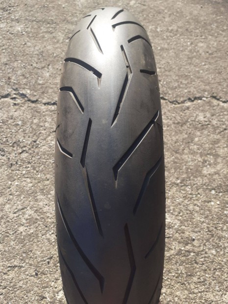 Motorgumi Pirelli 120/70/17
