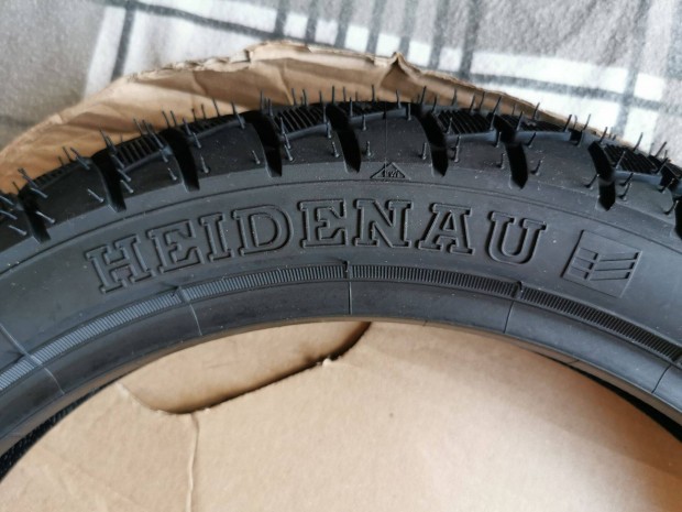 Motorgumi, robogógumi Hedenau K66 - 80/90-14 RF TL 46P