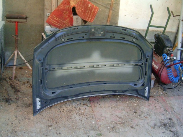 Motorháztető VW Touran