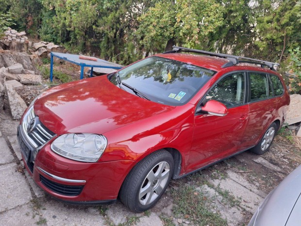 Motorhibás 1.9 Tdi Golf eladó