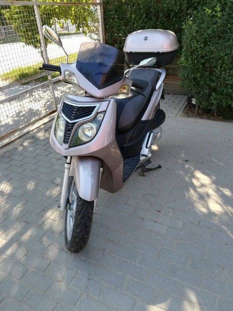 Motorkerékpár Keeway Outlok 125 cm3 eladó