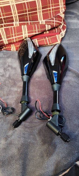Motorkerékpár LED irányjelző oldalsó tükrök