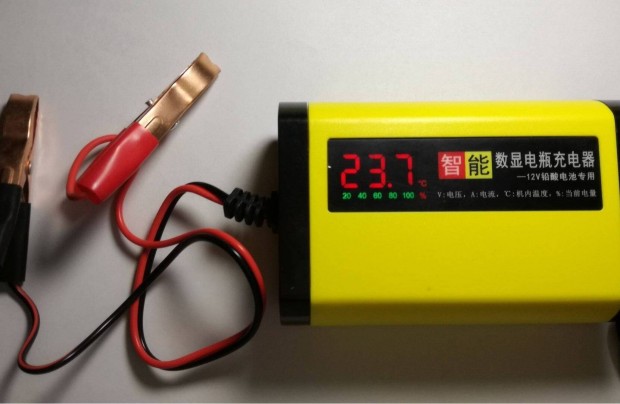 Motorkerkpr / szemlygpkocsi automata akkumultor tlt elad!