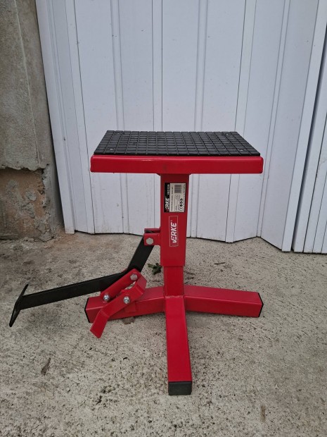 Motorker�kp�r motor emel� karos �jszer�