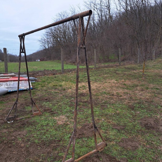 Motorkiemel� �llv�ny!