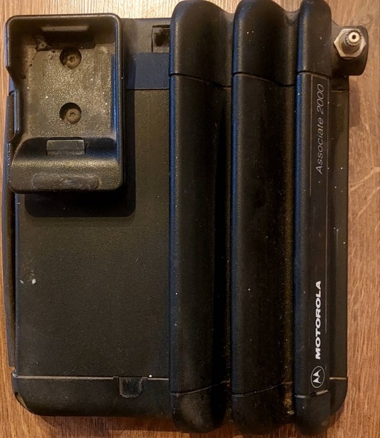 Motorola Associate 2000