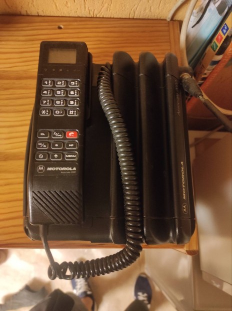 Motorola Associate 2000 mobiltelefon 