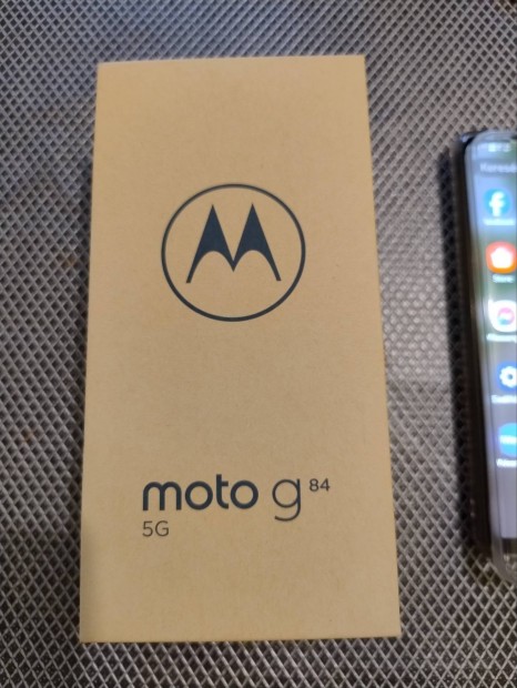 Motorola G84 