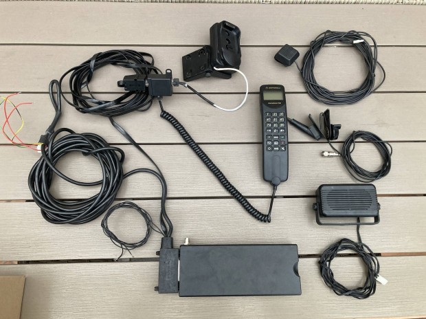 Motorola International 2700 retro regi veteran autos telefon szett