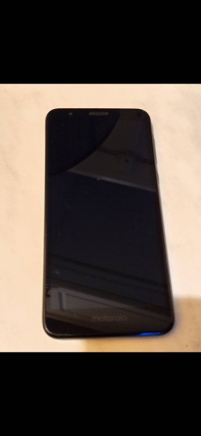 Motorola Moto e6  kijelz�